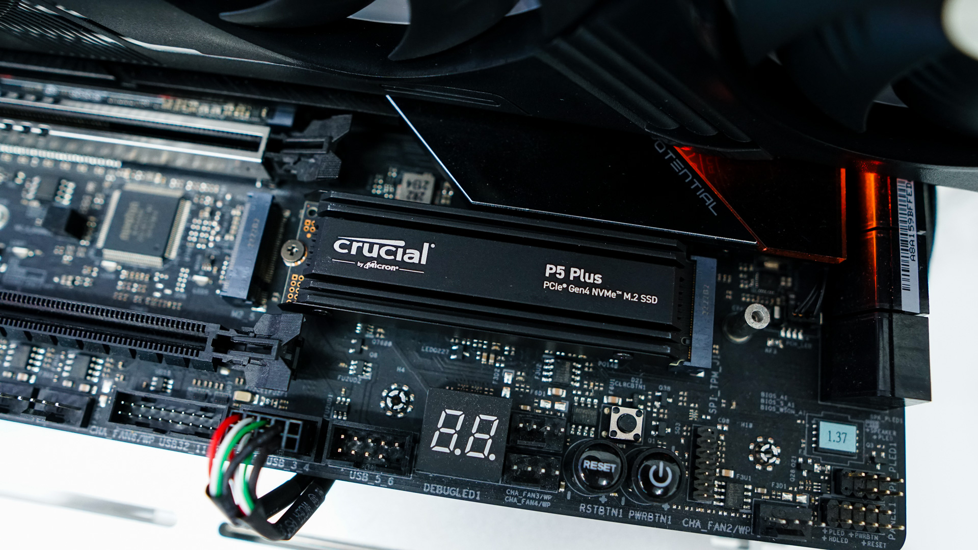 Crucial P5 Plus (Heatsink) Gen4 NVMe Solid State Drive