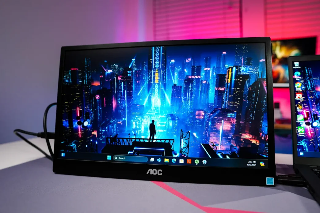 AOC 16T3EA 15.6" Portable Monitor